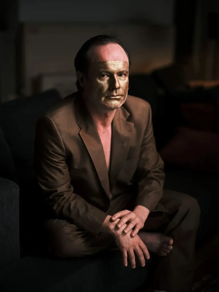 Portrait Kurt Stimmeder, Künstler in der Kunstsammlung Arnoldina im Schmankerlwirt Vorderweißenbach